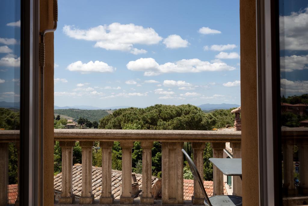 Il Barlanzone Affittacamere Montalcino Exterior foto